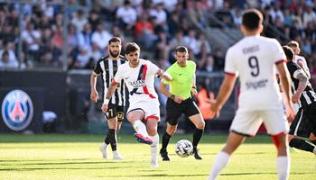 Angers vs PSG (00:00 – 26/04) | Xem lại trận đấu